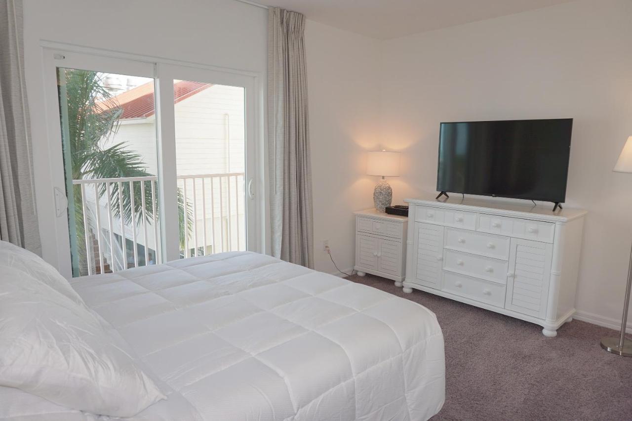 Madeira Bay Resort I By Travel Resort Services St. Pete Beach Exteriér fotografie